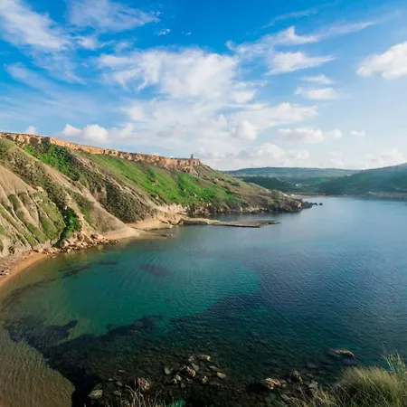 Limestone Sun 3* סליאמה