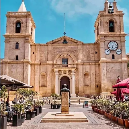 Limestone Sun 3* 斯利马