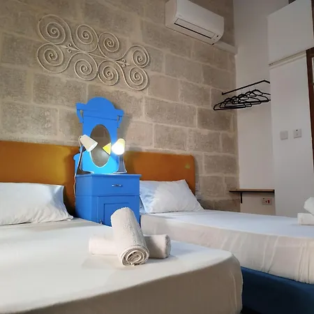 Limestone Sun 3* Sliema