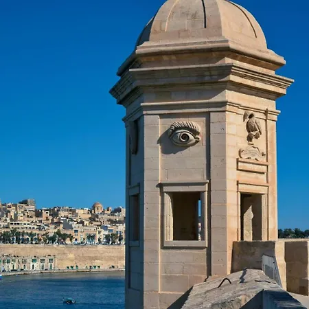 Limestone Sun * Sliema