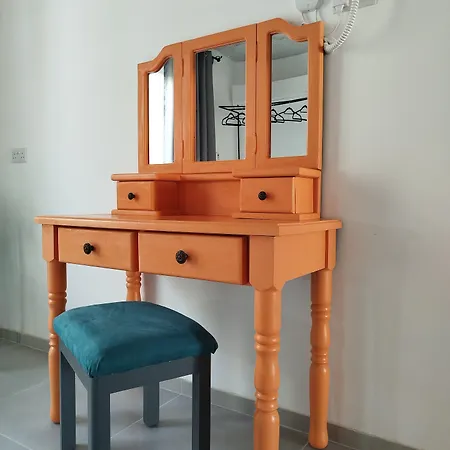 Limestone Sun 3* Sliema