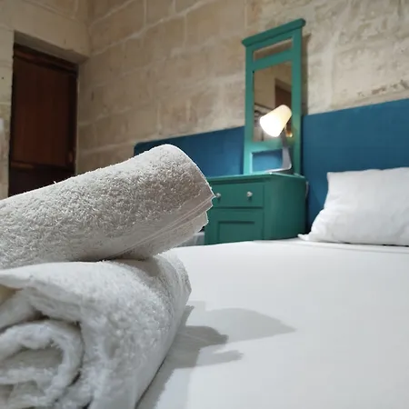 Limestone Sun Pensión 3*